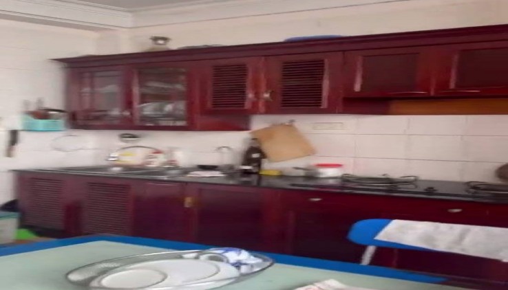 Cho Thuê nhà làm CHDV, Hàng ăn ngõ Nguyễn Chí Thanh, Đống Đa, DT 40m2 - 5 Tầng - 5PN - Giá 21 triệu